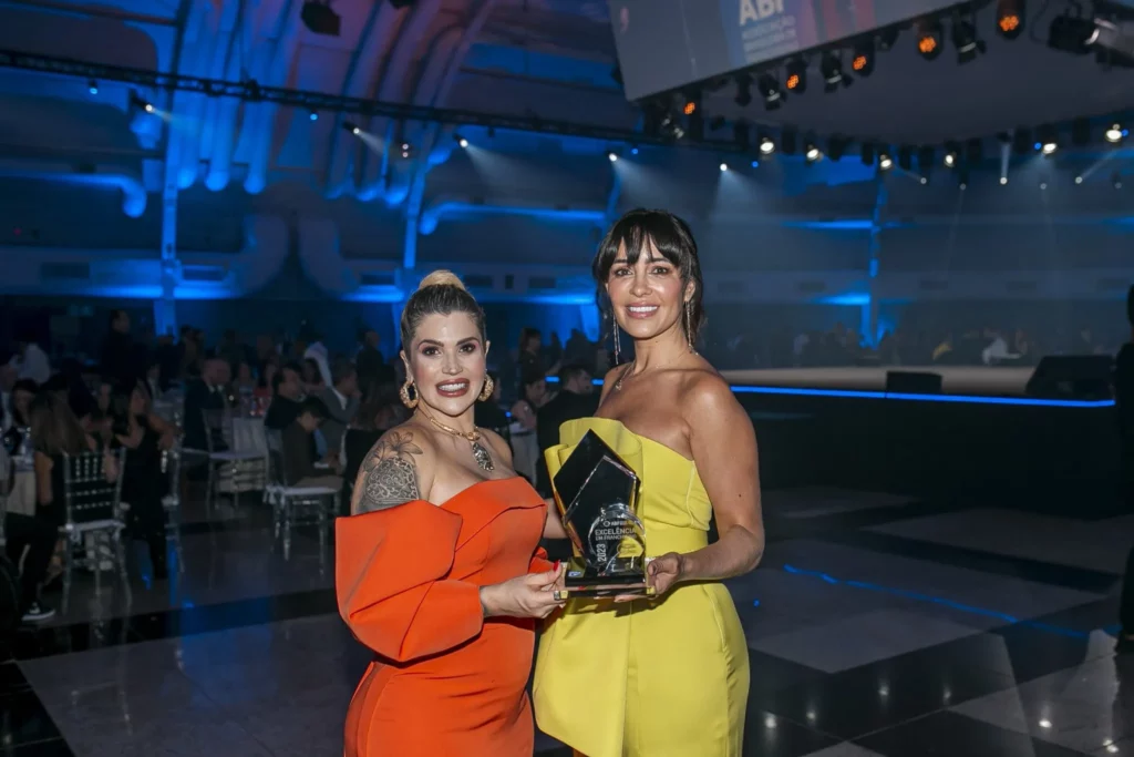 Daniela Schiavo e Fernanda Castanheda